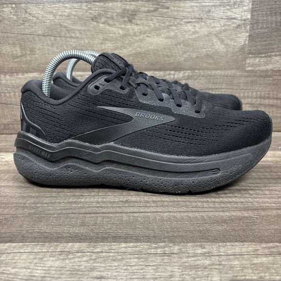 Brooks Shoes - Brooks Ghost Max 2 Black Womens US Size 9 EUR 40.5 1204201B020 Running Shoes